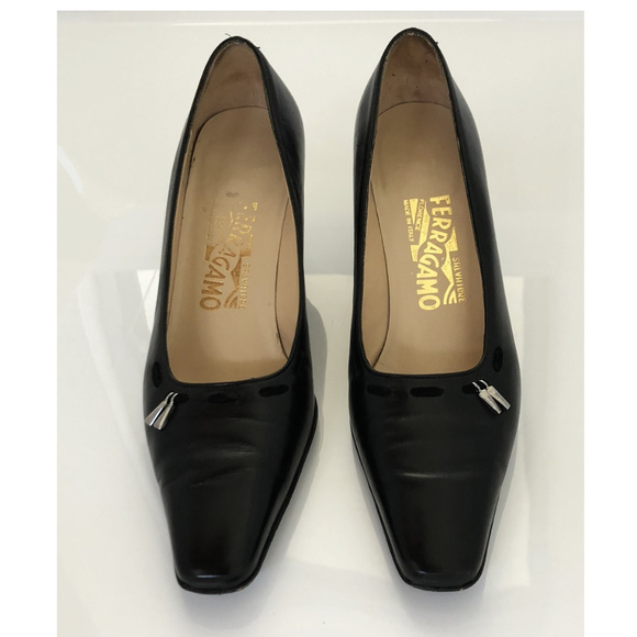 Salvatore Ferragamo Black Leather Low Heel Pumps - Picture 2 of 8